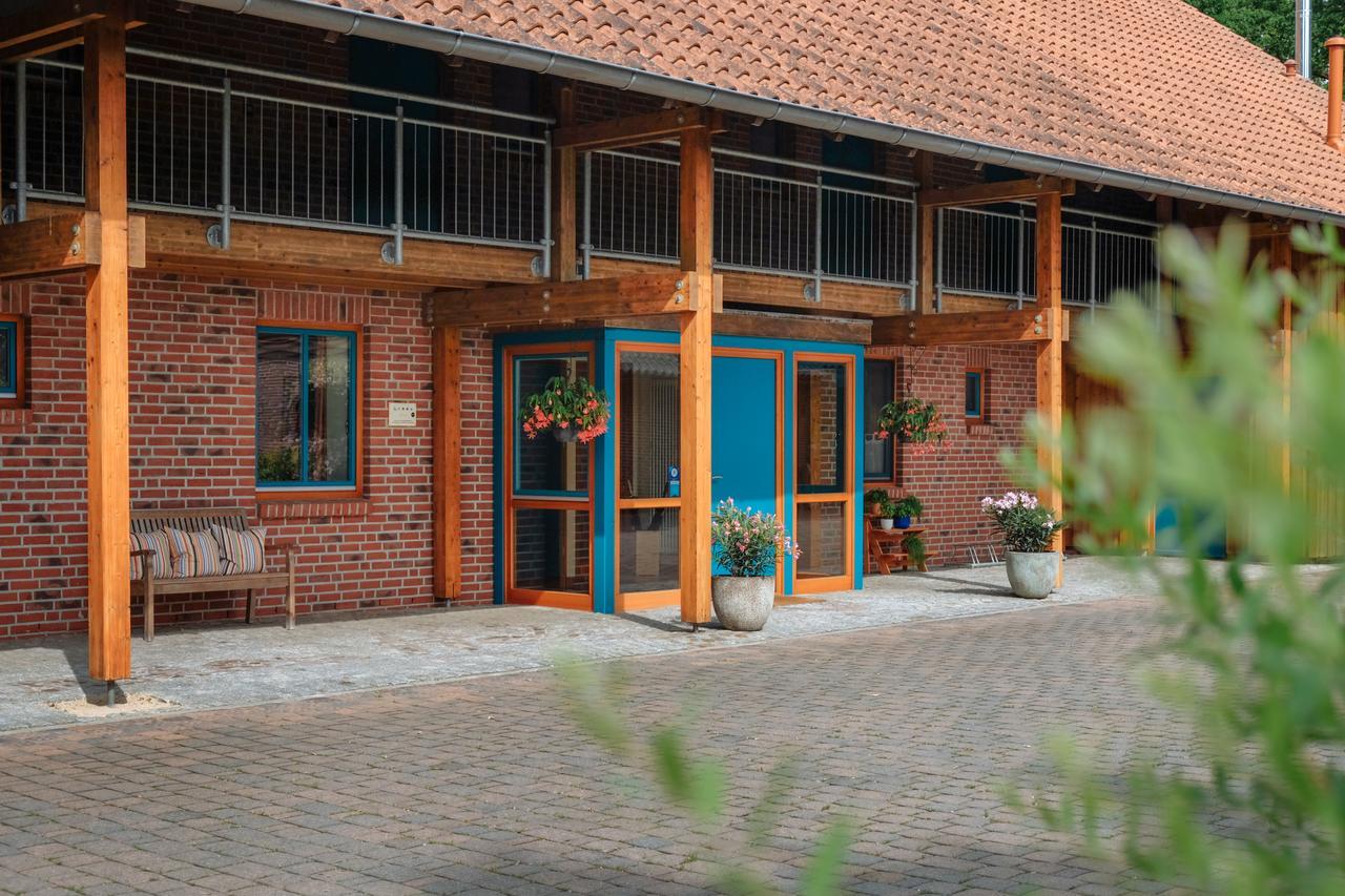 Hanken Hof Gastehaus Muller Gross Oesingen Eksteriør billede